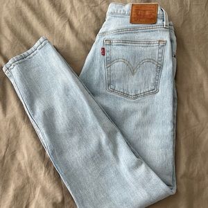 Levi’s 501 Skinny Jeans
